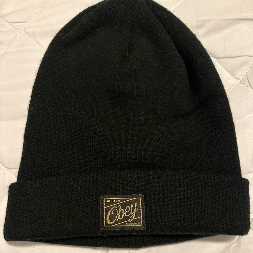 Obey propaganda beanie